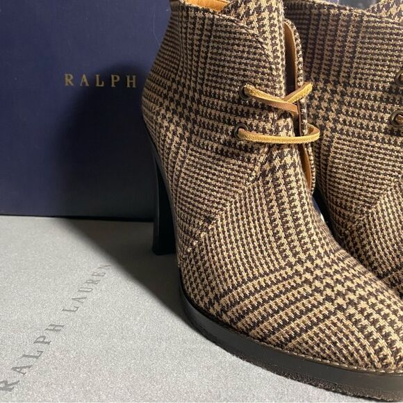 Ralph Lauren Fall 2021 Brown Glen Plaid Wool Flannel Jaylen Bootie - Picture 11 of 16